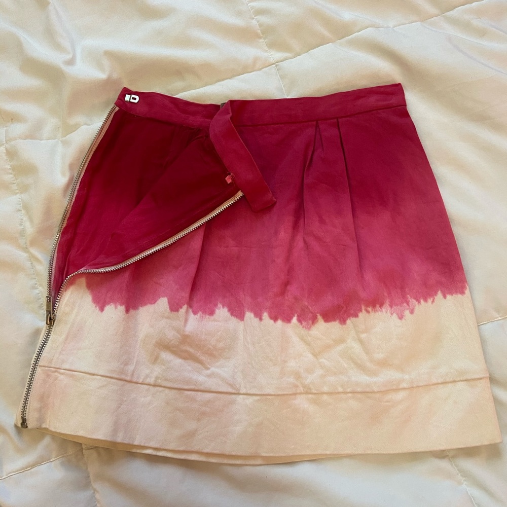 Boutique Pink and white skirt